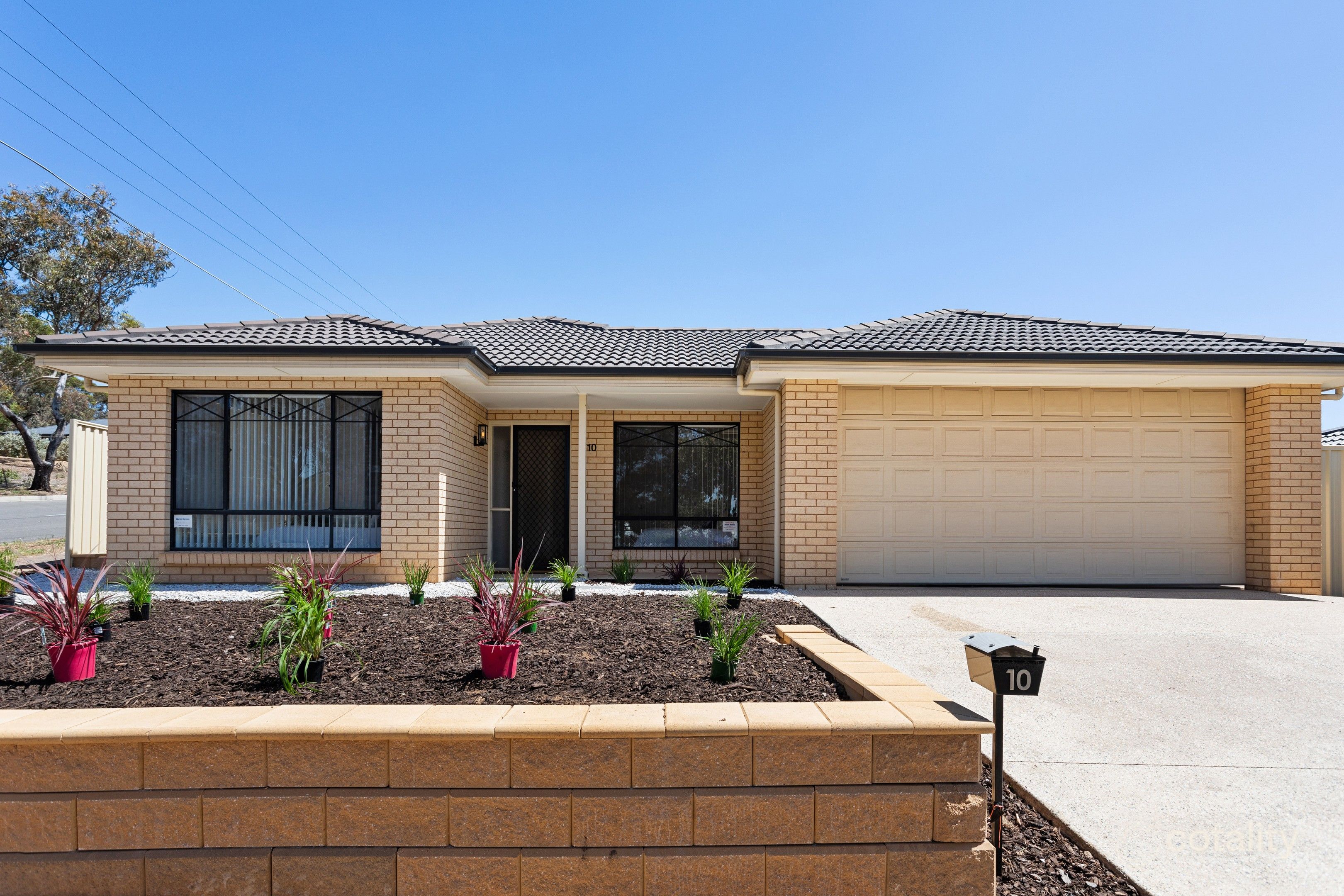 10 Howard Rd, Northfield, SA 5085