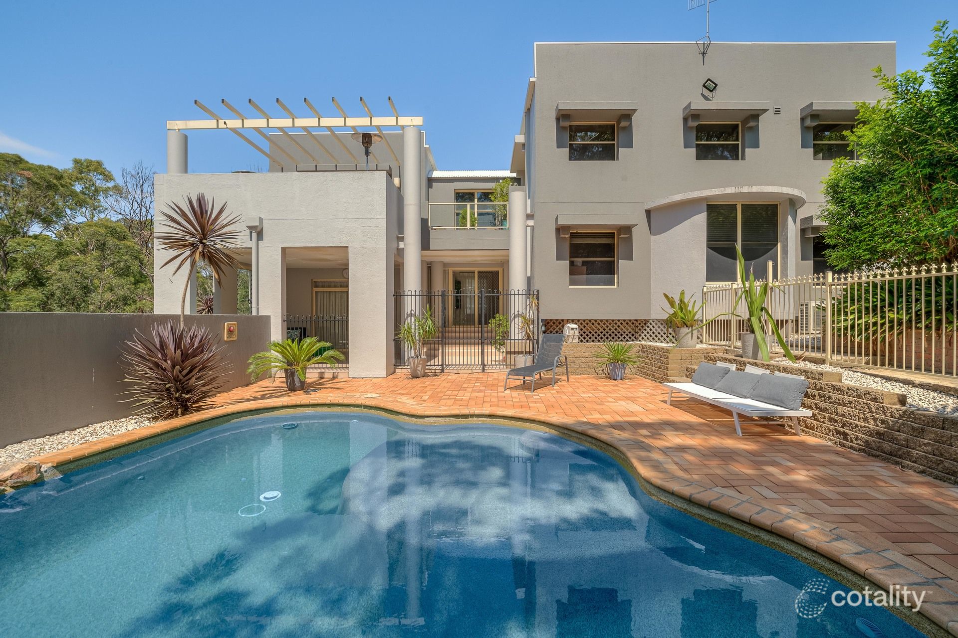 18 Sunrise Cl, Belmont North, NSW 2280