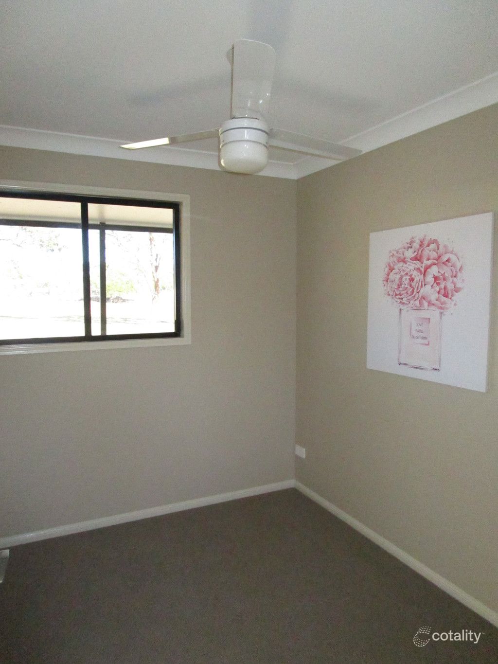 203 Charles Bruce Dr, Oakhurst, QLD 4650