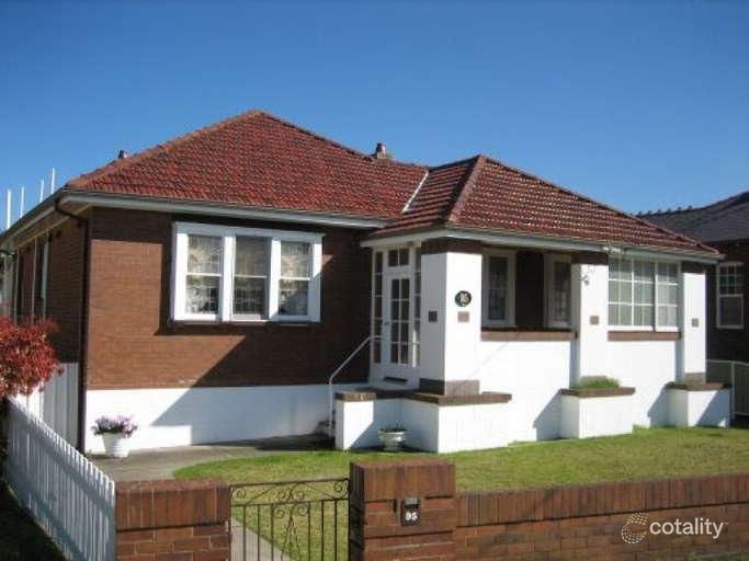 95 Mitchell St, Stockton, NSW 2295