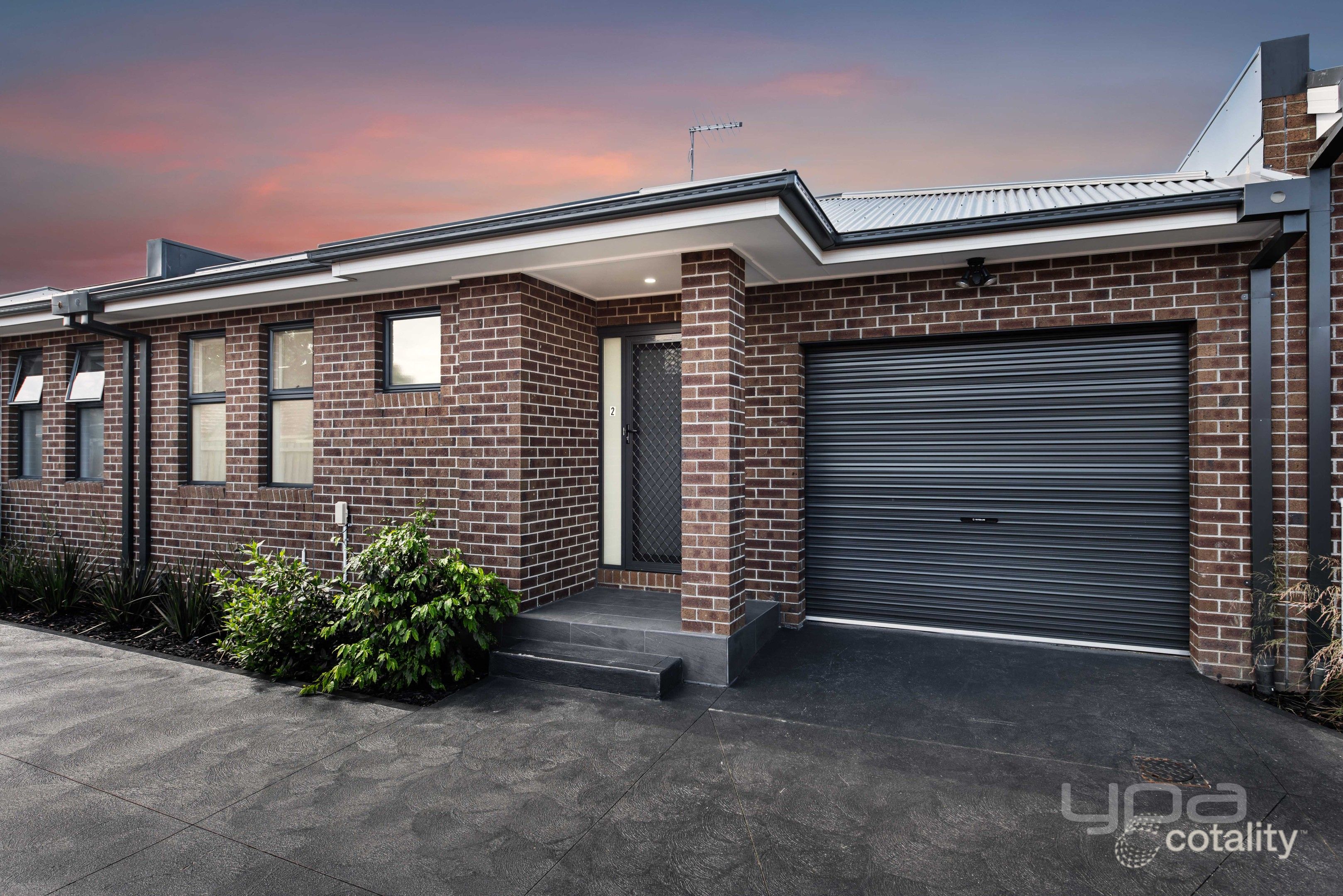 2/13 Wills St, Westmeadows, VIC 3049