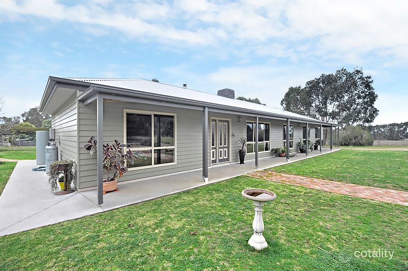 76 Robins Rd, Pomonal, VIC 3381