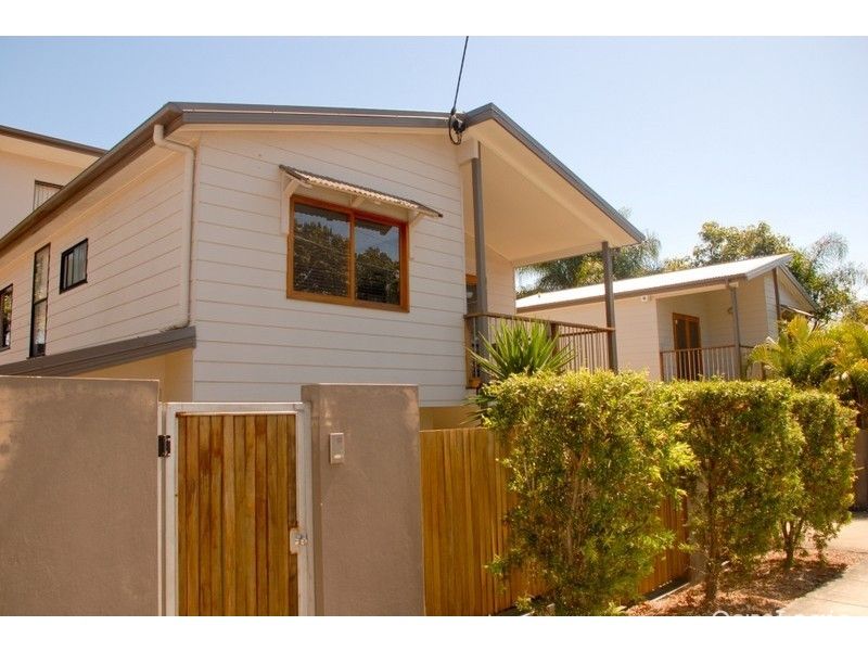 2/5 Livingstone St, Yeerongpilly, QLD 4105