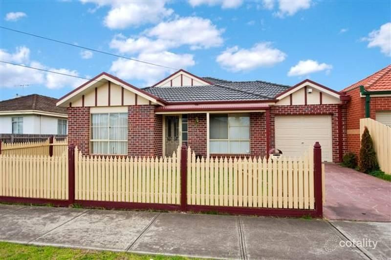 1/10 Clarendon St, Maidstone, VIC 3012