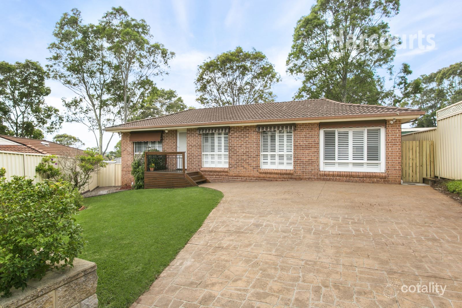 10 Stagg Pl, Ambarvale, NSW 2560
