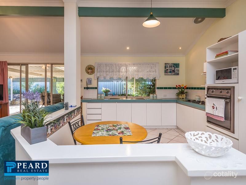 10 Volante Elb, Ocean Reef, WA 6027