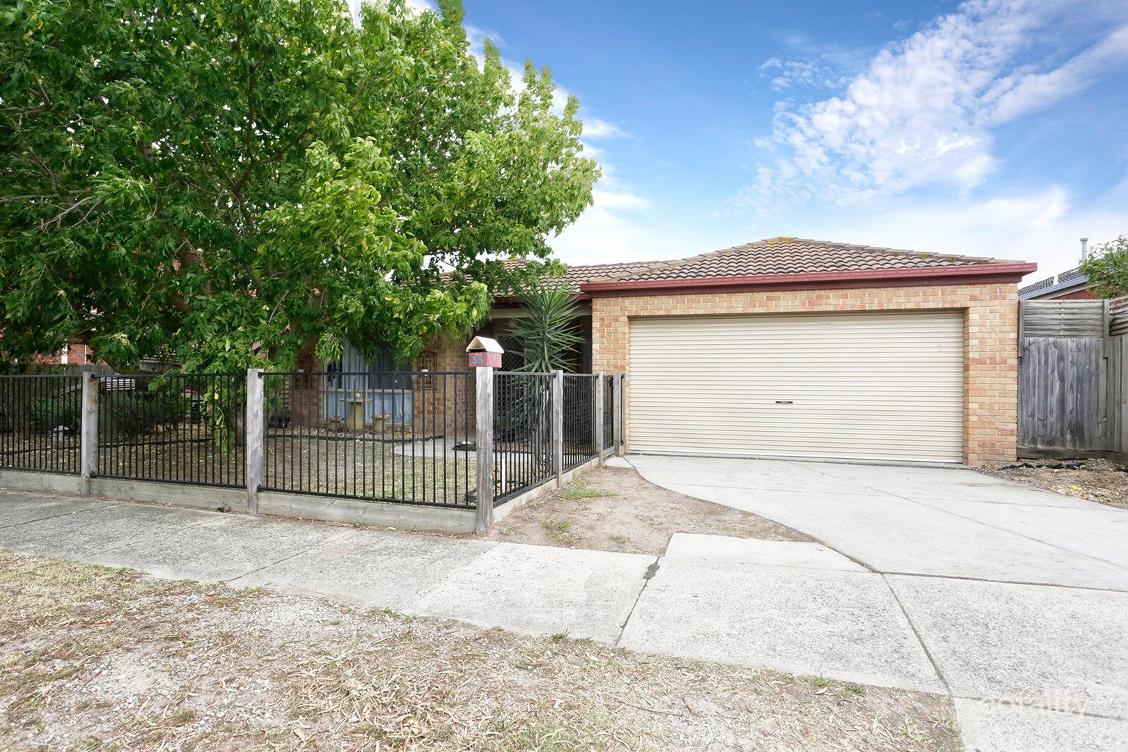 35 Bateman Gr, Hampton Park, VIC 3976