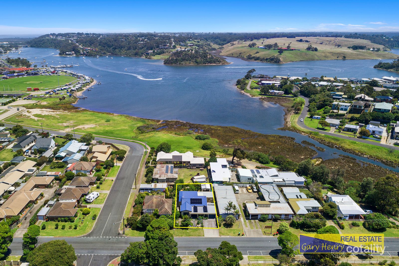 43 Carpenter St, Lakes Entrance, VIC 3909