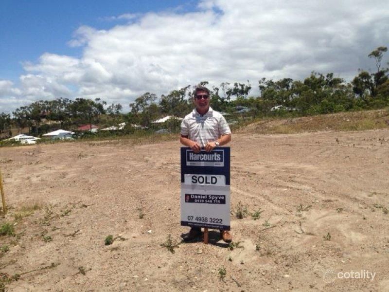 15 Ocean Park Ave, Yeppoon, QLD 4703