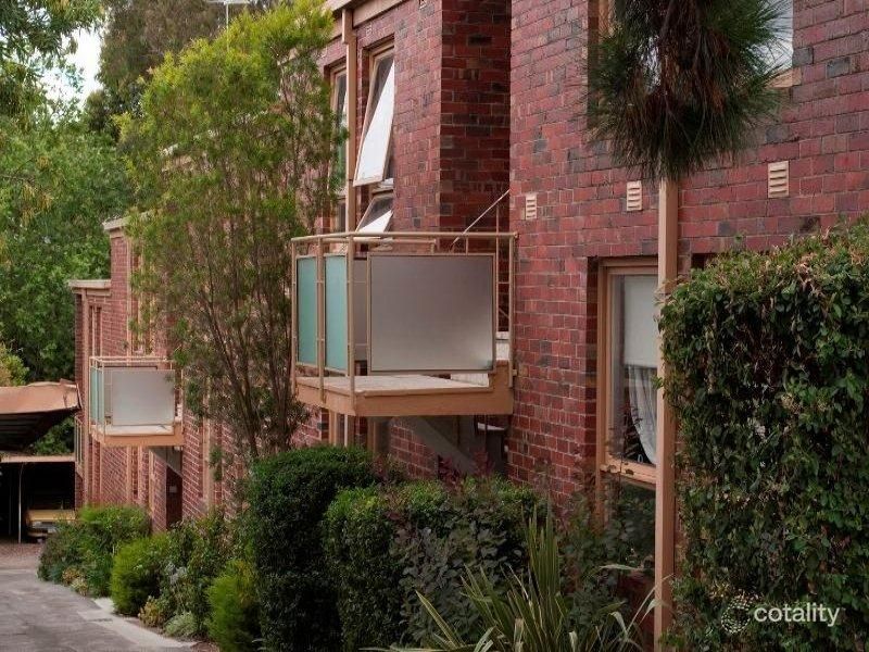 4/3 Rotherwood Rd, Ivanhoe East, VIC 3079