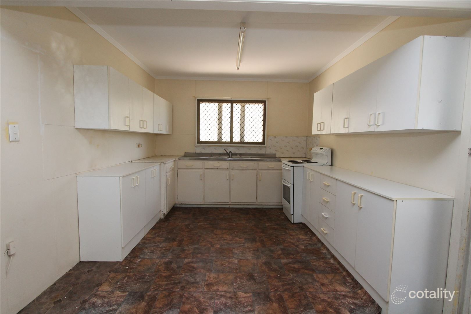 59 Mackenzie St, Ayr, QLD 4807