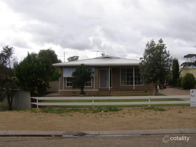 11 Racecourse Rd, Balaklava, SA 5461