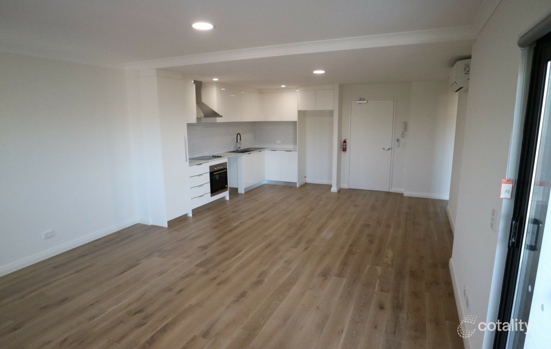 9/10 Ross St, Kewdale, WA 6105