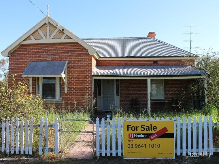 13 George St, York, WA 6302