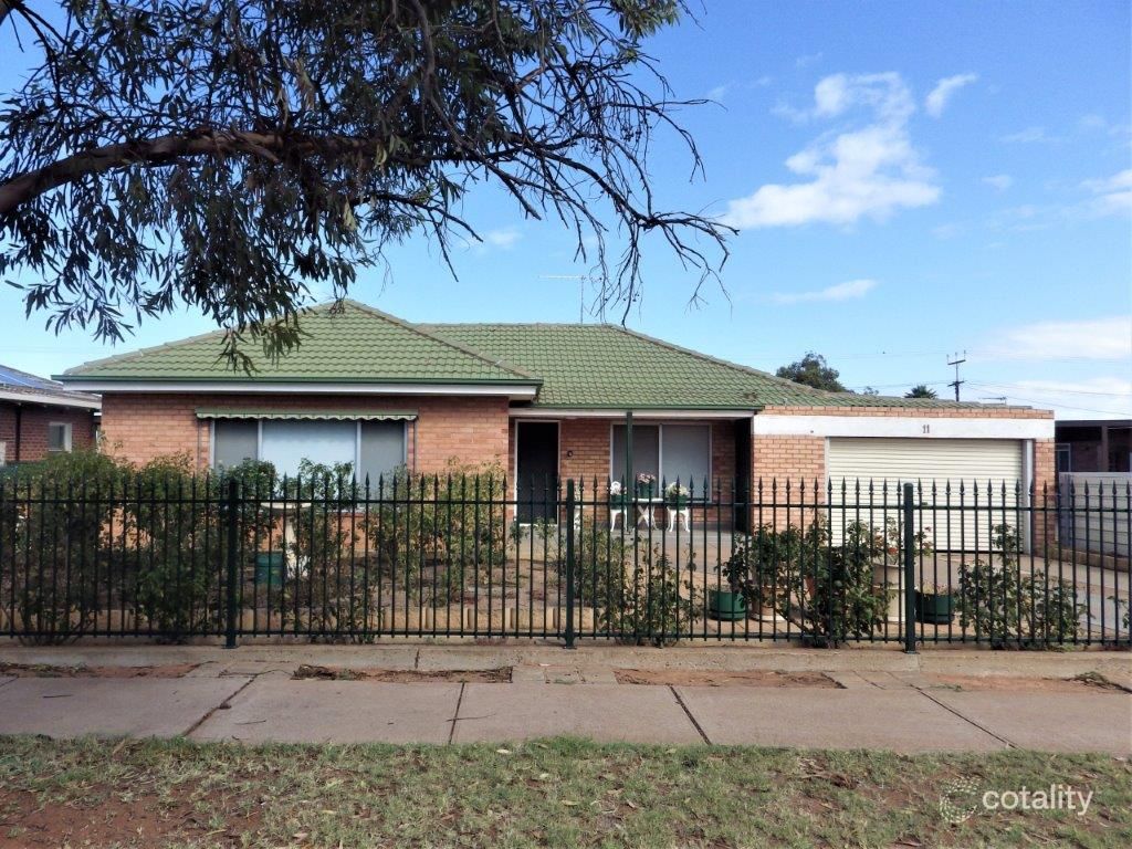 11 Lewthwaite St, Whyalla Norrie, SA 5608