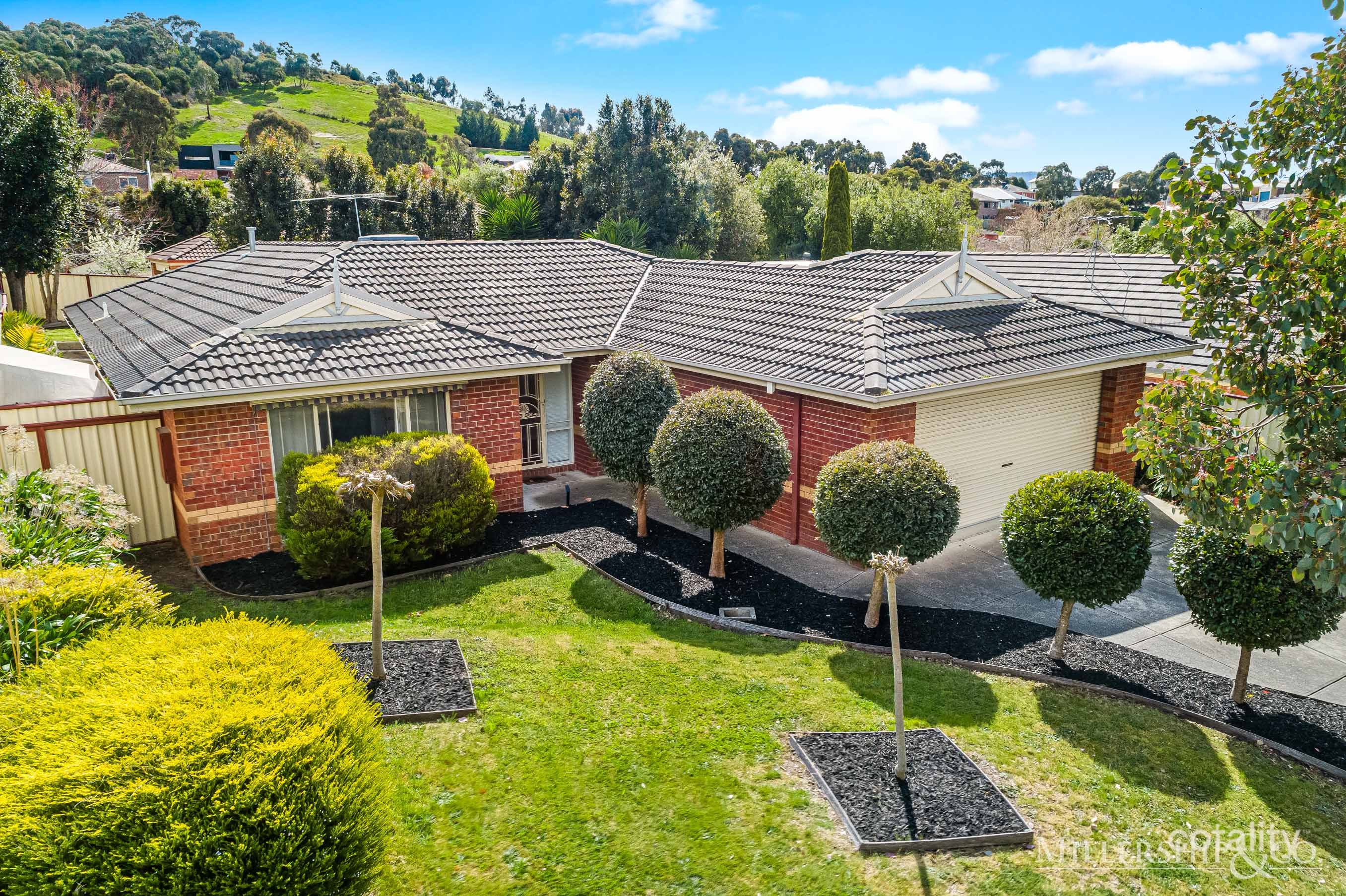6 Lorikeet Cres, Whittlesea, VIC 3757
