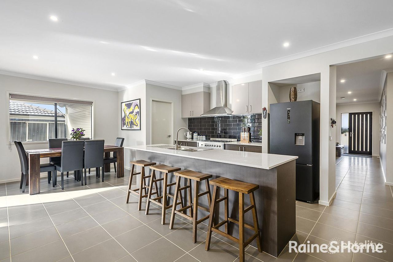 3 Kelly Cl, Kyneton, VIC 3444