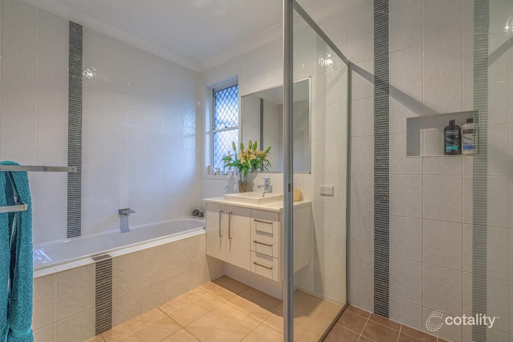 288 Canvey Rd, Upper Kedron, QLD 4055