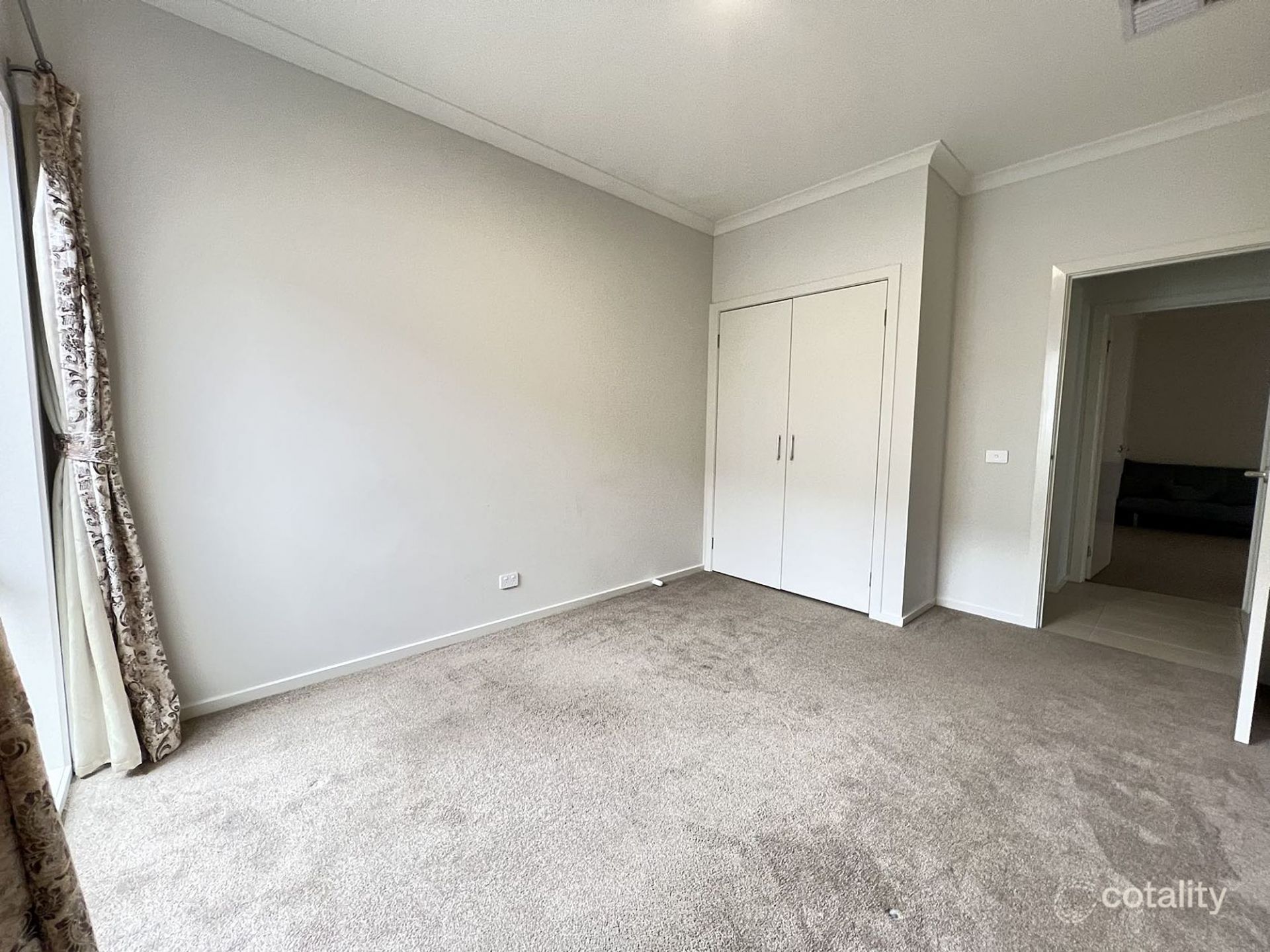 6 Ormiston Cres, Werribee, VIC 3030