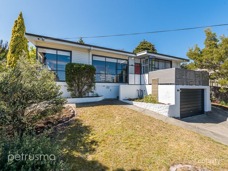 9 Clunie Cl, Lindisfarne, TAS 7015