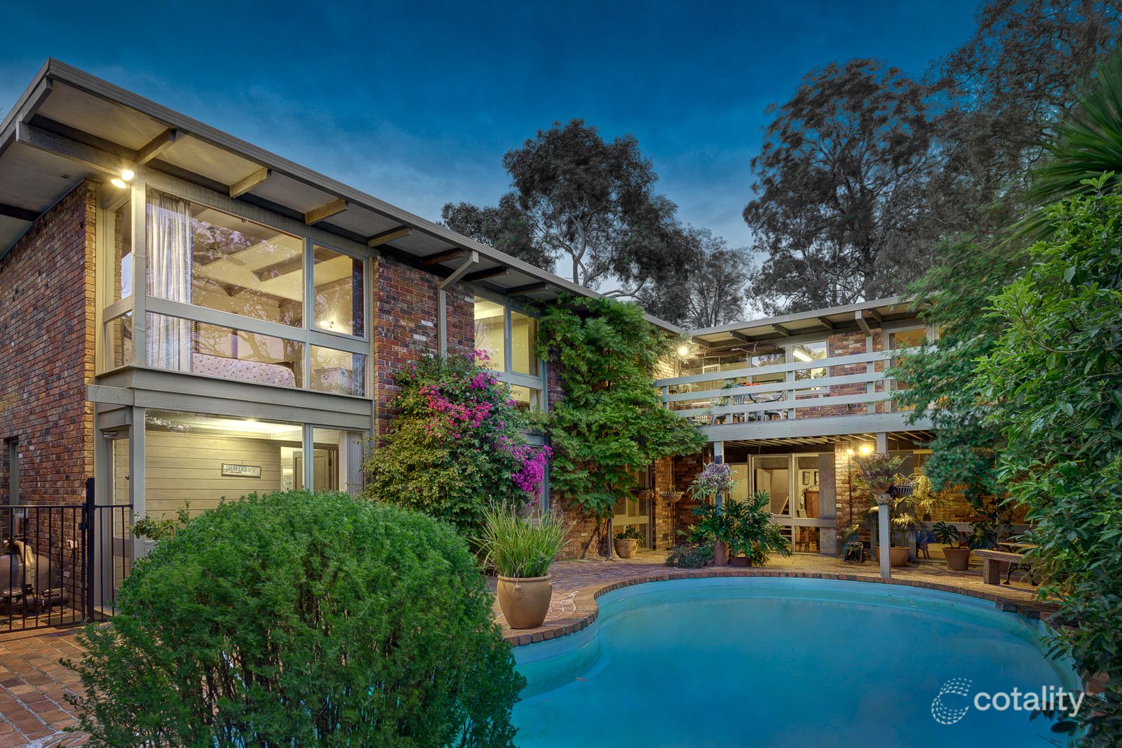 23 Panorama Ave, Ringwood North, VIC 3134