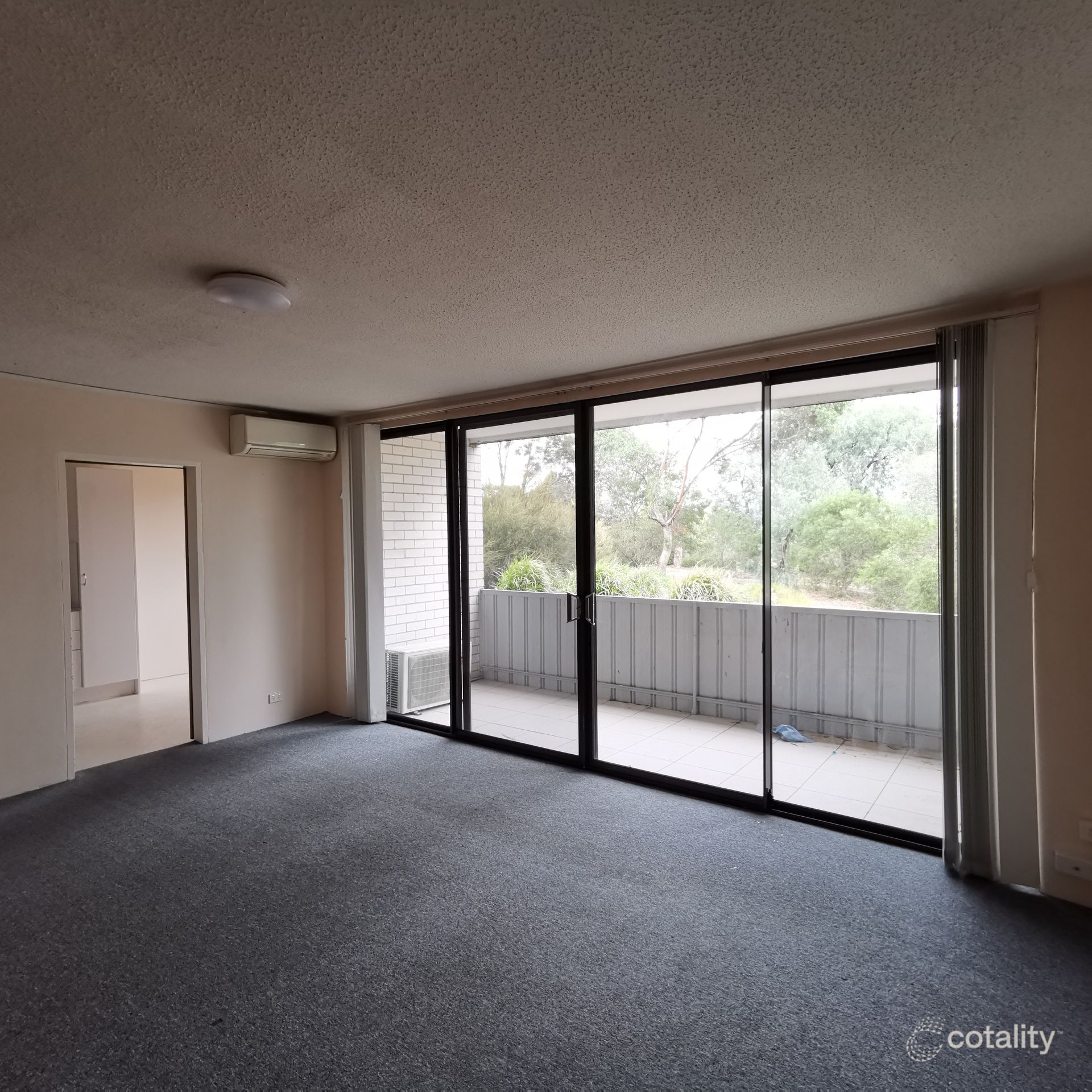 10/5 Hyndes Cres, Holder, ACT 2611