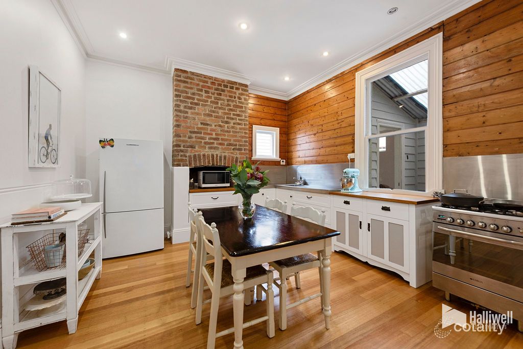 30 Macfie St, Devonport, TAS 7310