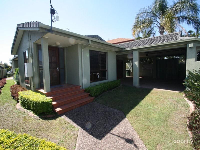 9 Vaggelas Cres, Biggera Waters, QLD 4216