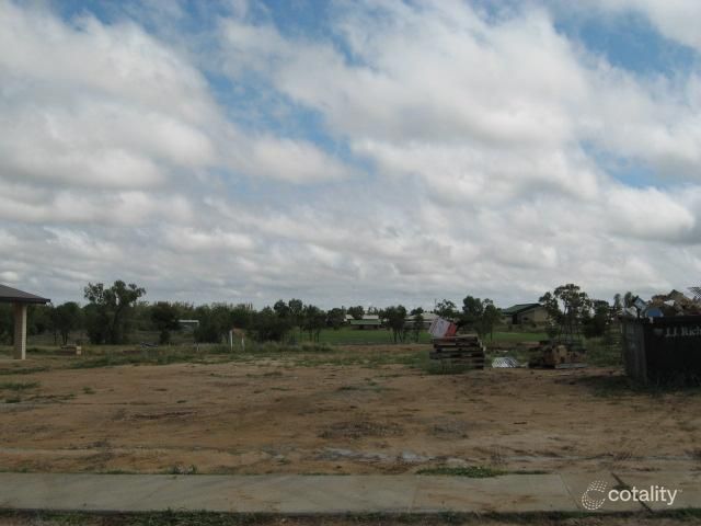 9 Saville St, Emerald, QLD 4720