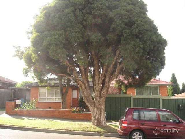 1/5 Maxine Ct, Noble Park, VIC 3174