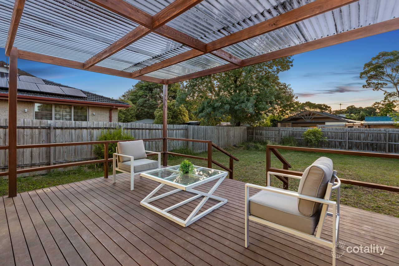 70 Barter Cres, Forest Hill, VIC 3131