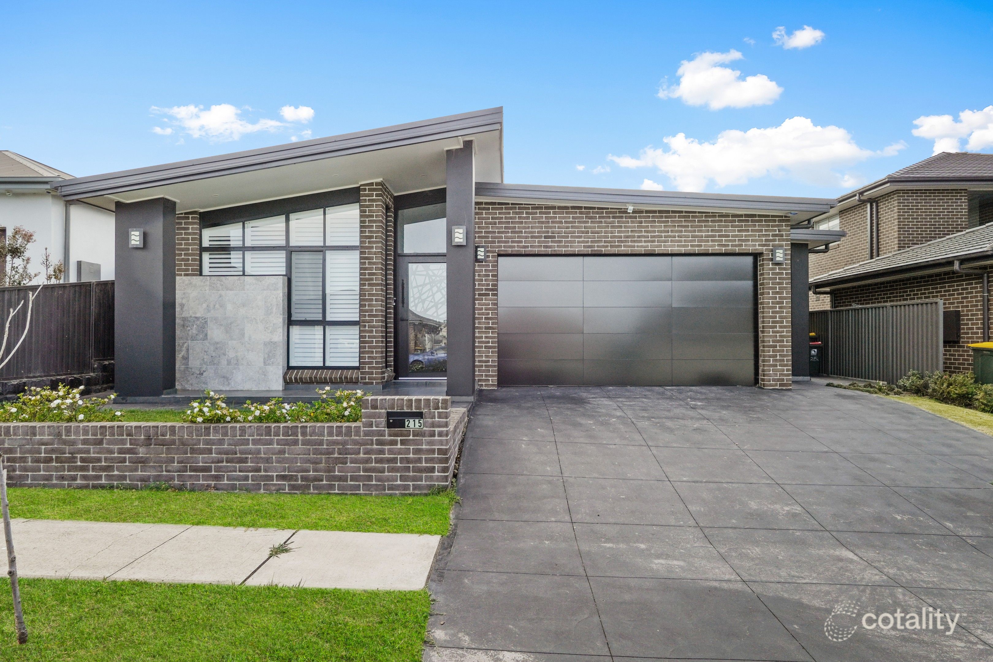 215 Village Cct, Gregory Hills, NSW 2557