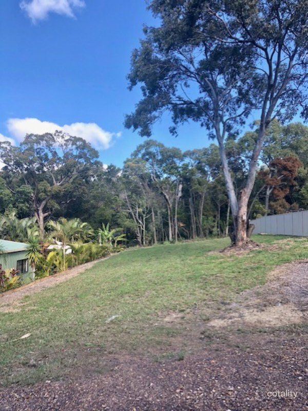 14 Glen St, Macleay Island, QLD 4184