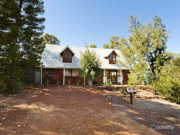 3 Fleur Rd, Greenmount, WA 6056