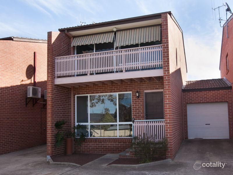 2/8 Hakea St, Karabar, NSW 2620