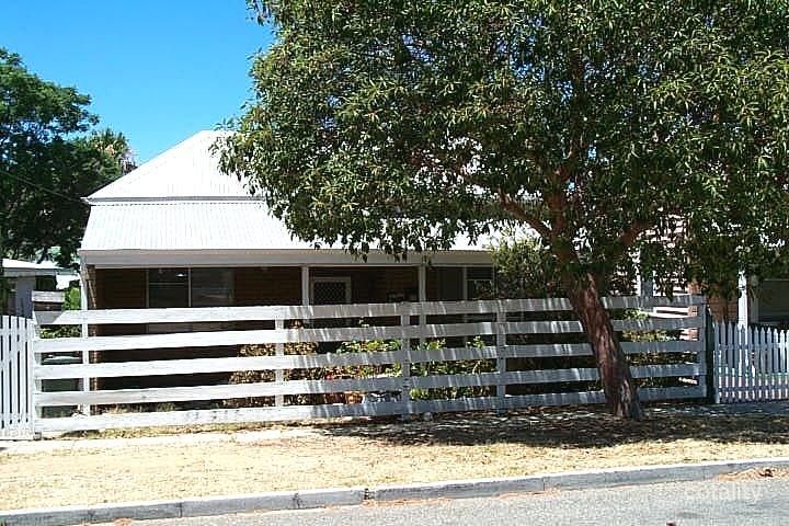 4 Winifred St, Mosman Park, WA 6012
