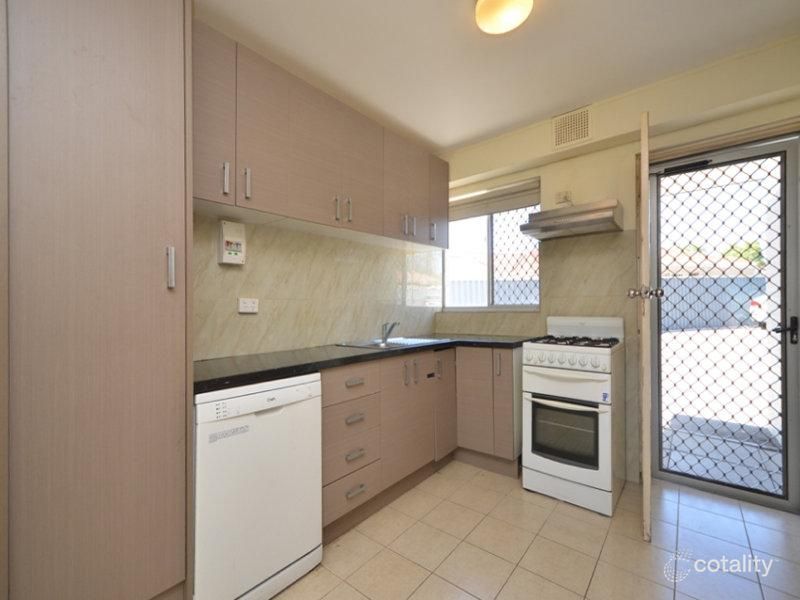 1/5 Welshpool Rd, St James, WA 6102