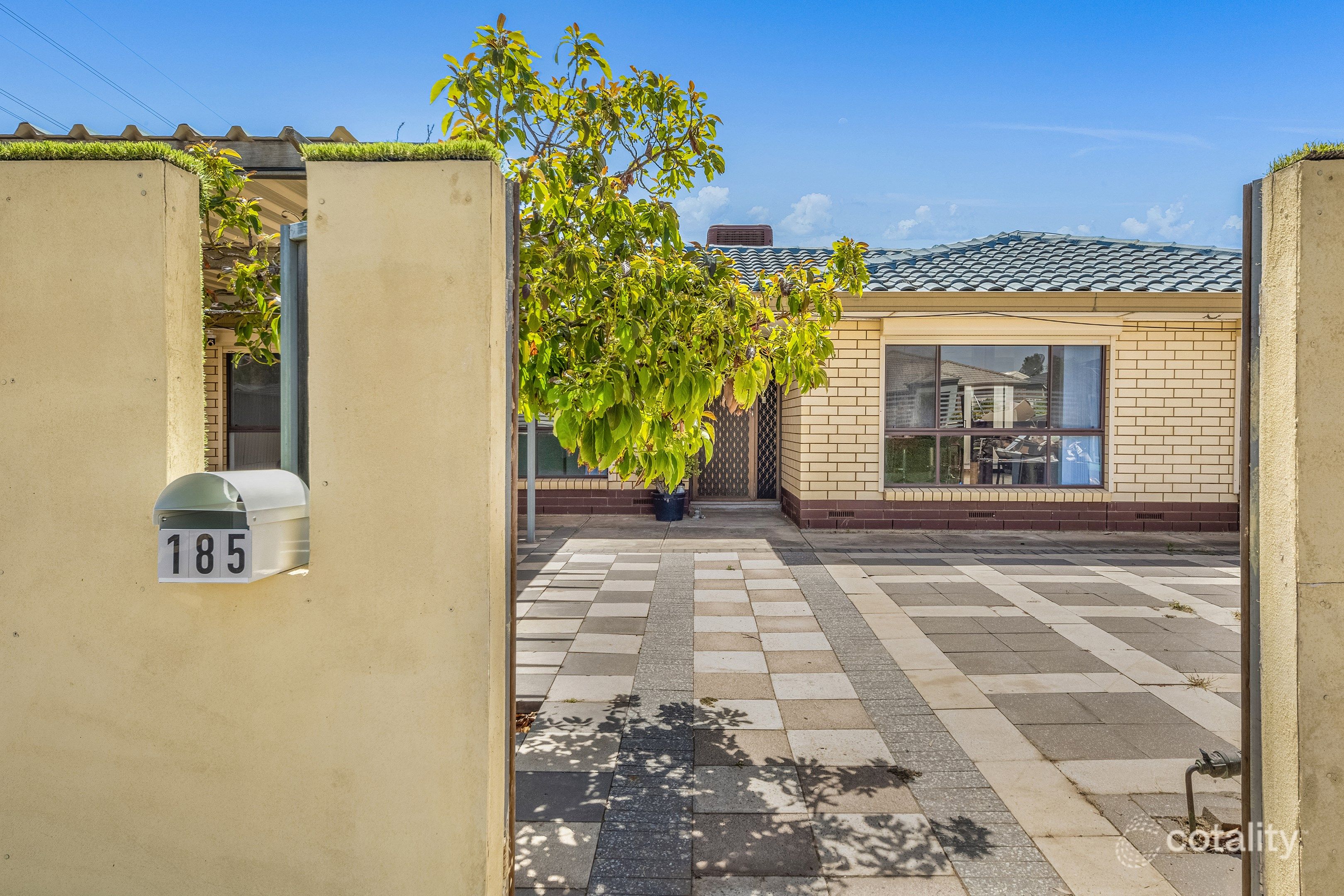 185 Shepherdson Rd, Parafield Gardens, SA 5107
