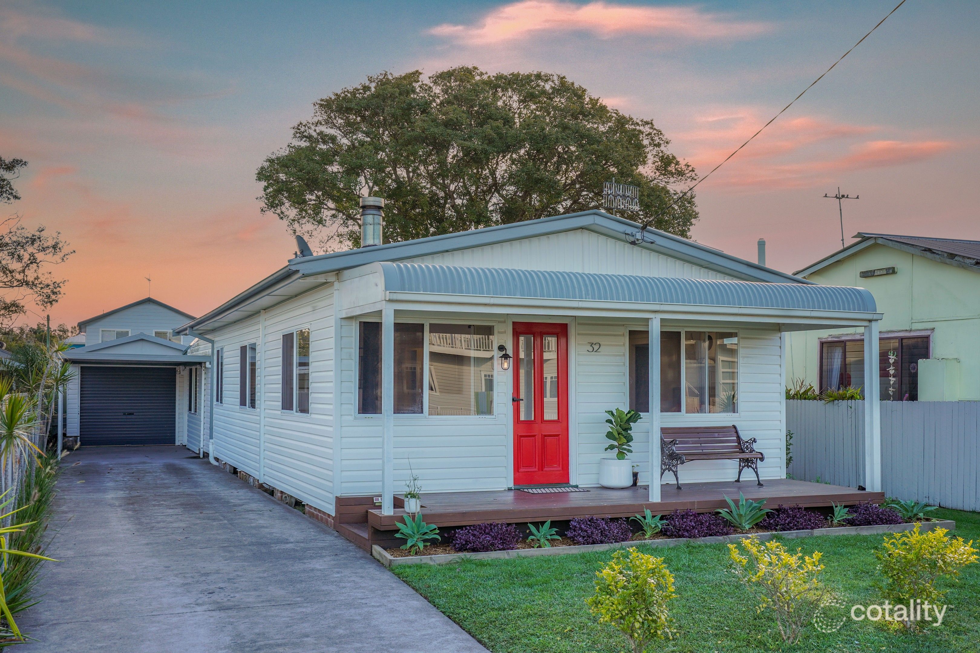 32 Davis Ave, Davistown, NSW 2251