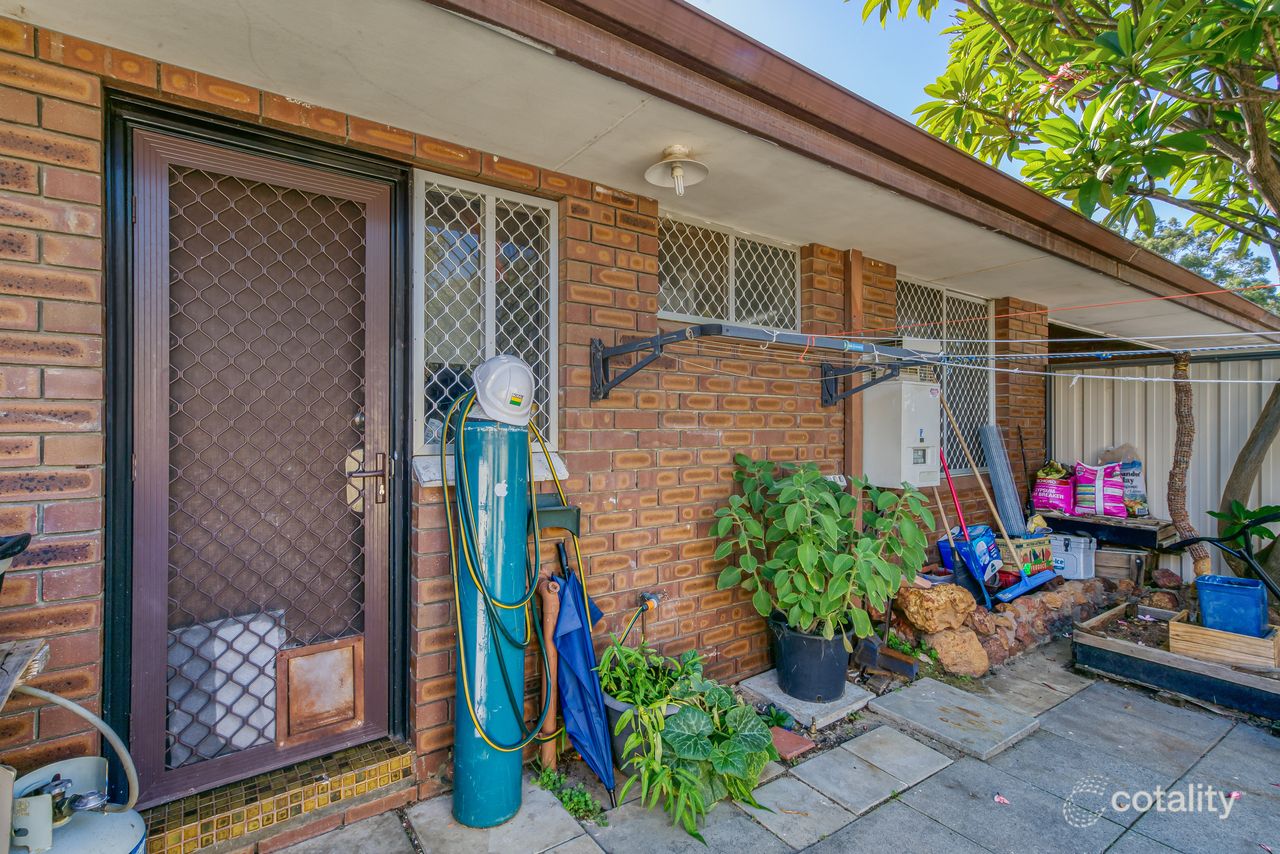 2/8 Toorak Rd, Armadale, WA 6112