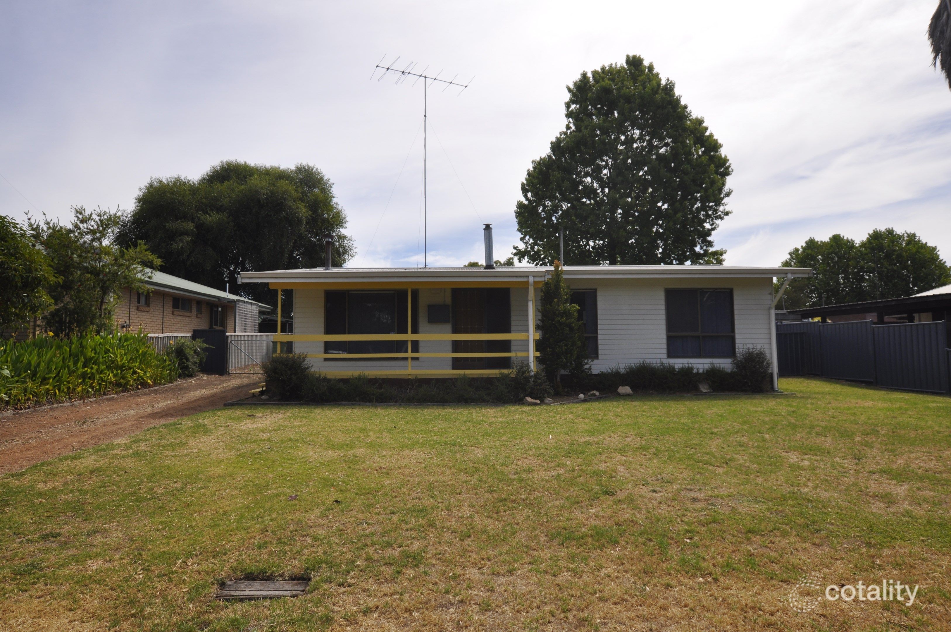 25 Doust St, Manjimup, WA 6258