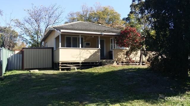 16 Greig St, Willagee, WA 6156