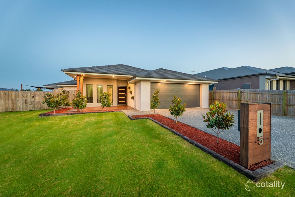 5 Reed Ct, Caboolture, QLD 4510