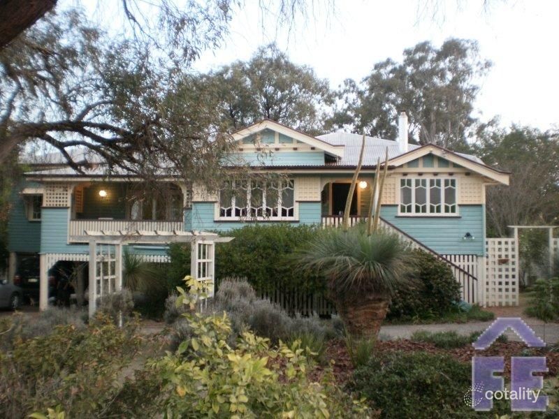 293 Haly St, Kingaroy, QLD 4610