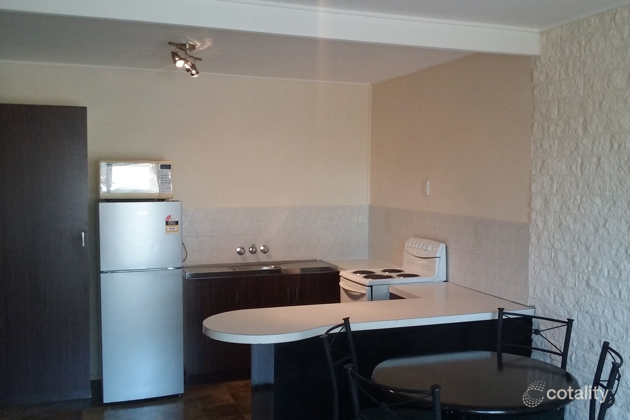 2/70 Glenlyon St, Gladstone Central, QLD 4680