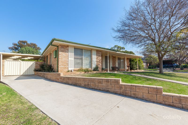 14 Tobermory Ave, St Andrews, NSW 2566