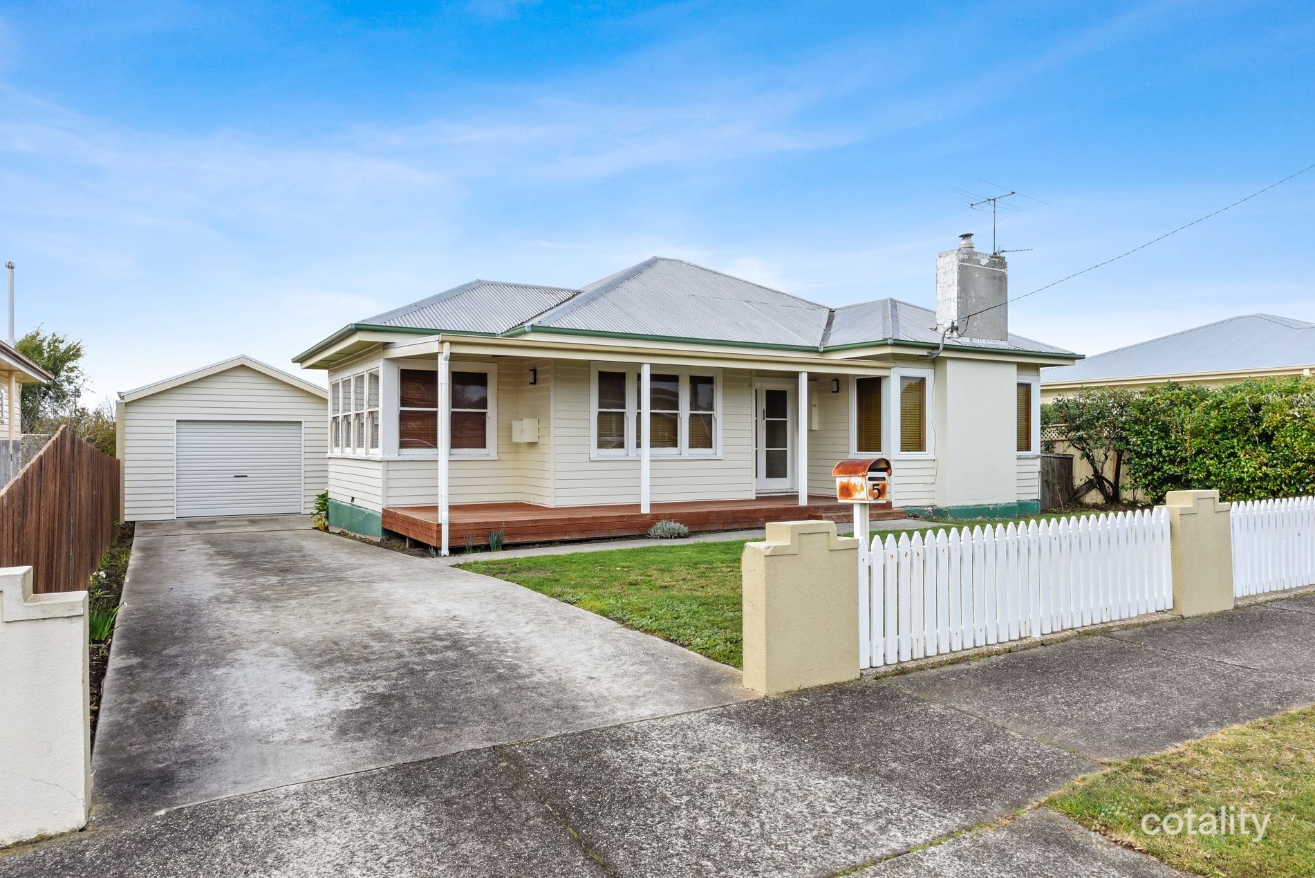 5 Aylett Ave, Devonport, TAS 7310