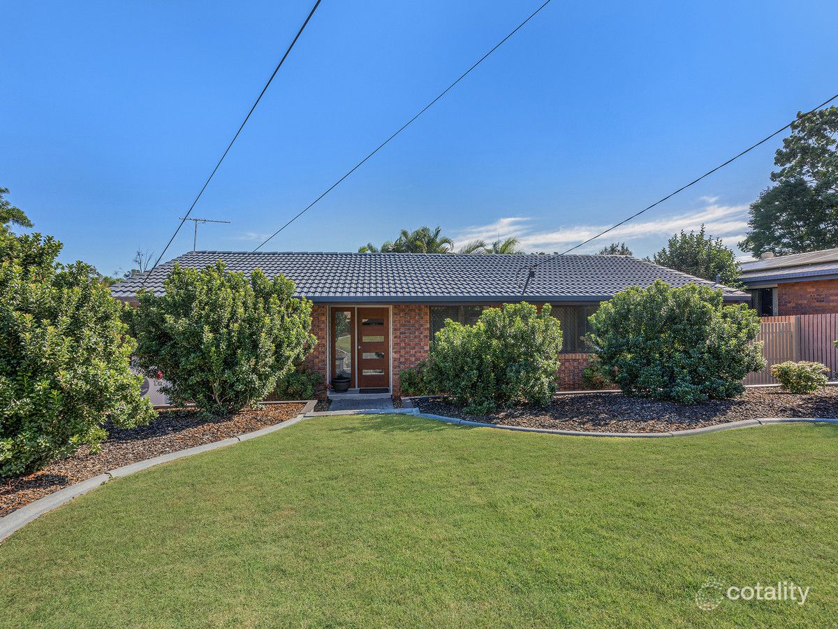 27 Blenheim Cres, Yamanto, QLD 4305