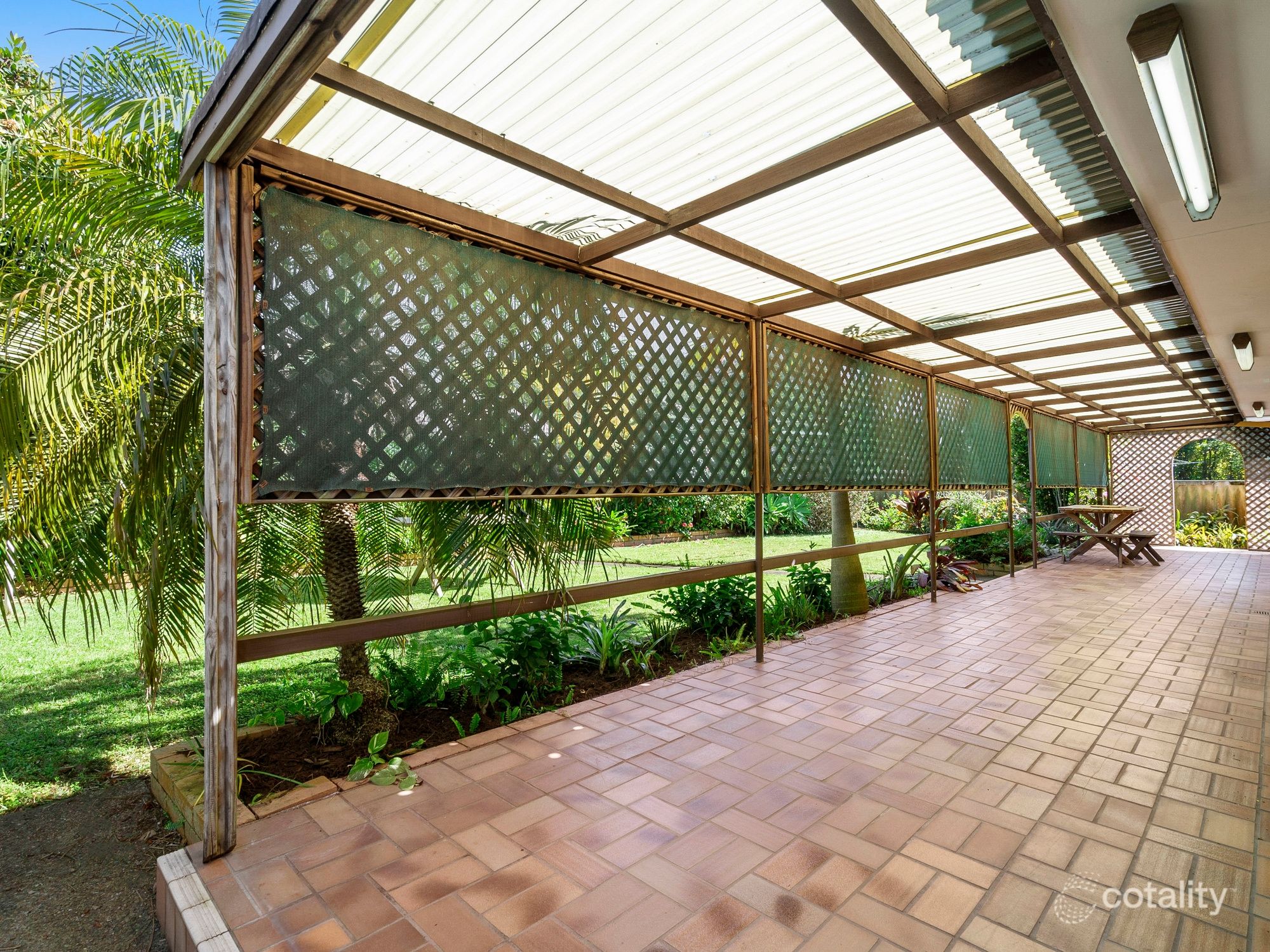 219 Mallawa Dr, Palm Beach, QLD 4221