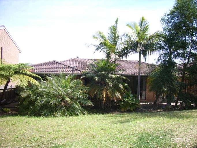 139 Cresthaven Ave, Bateau Bay, NSW 2261